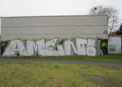 Graffitientfernung Oldenburg Am Wendehafen vorher